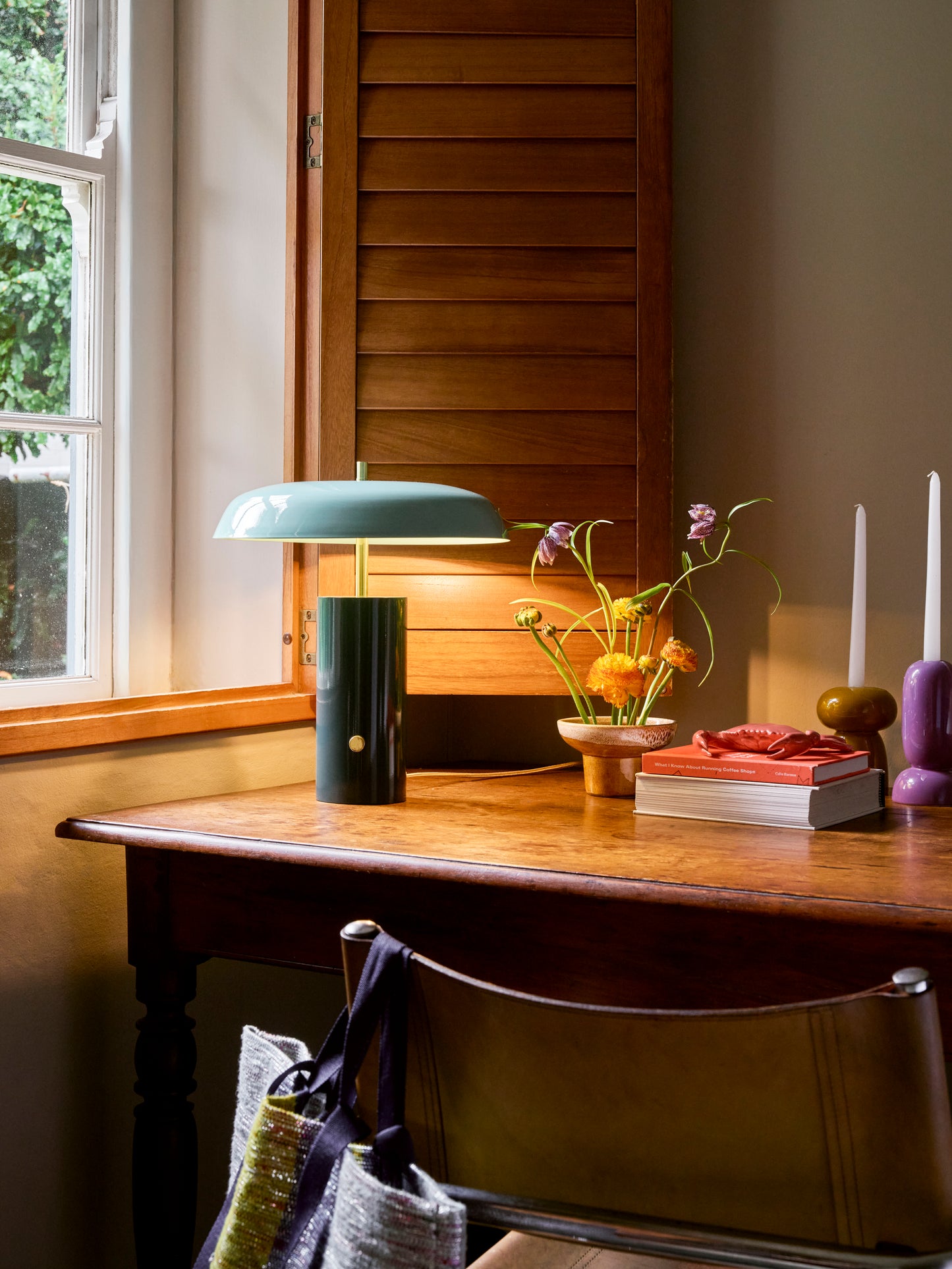 Lagoon Paradise Table Lamp