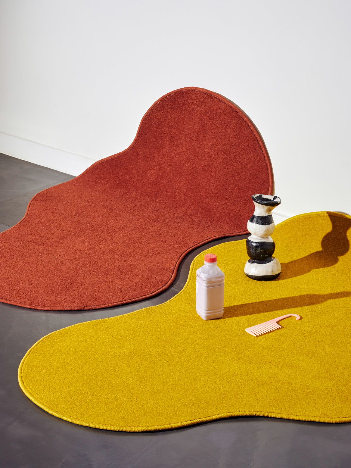 Curvy Rug by Arrange Studio